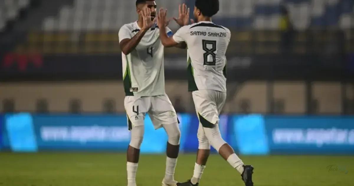 Pakistan produce stunning comeback to secure 2-2 draw agains