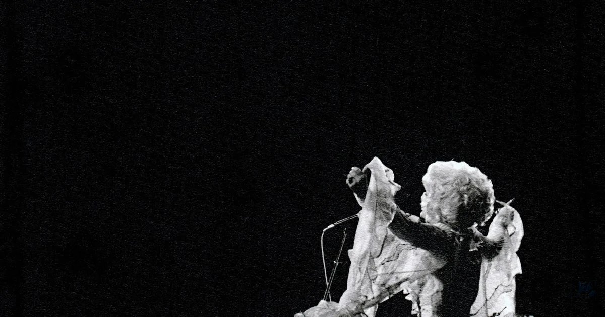 Dolly Parton: Legendary Career of a Country Icon