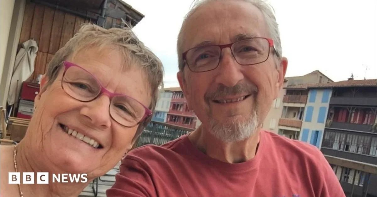 Man died of cardiac arrest on flight, inquest told