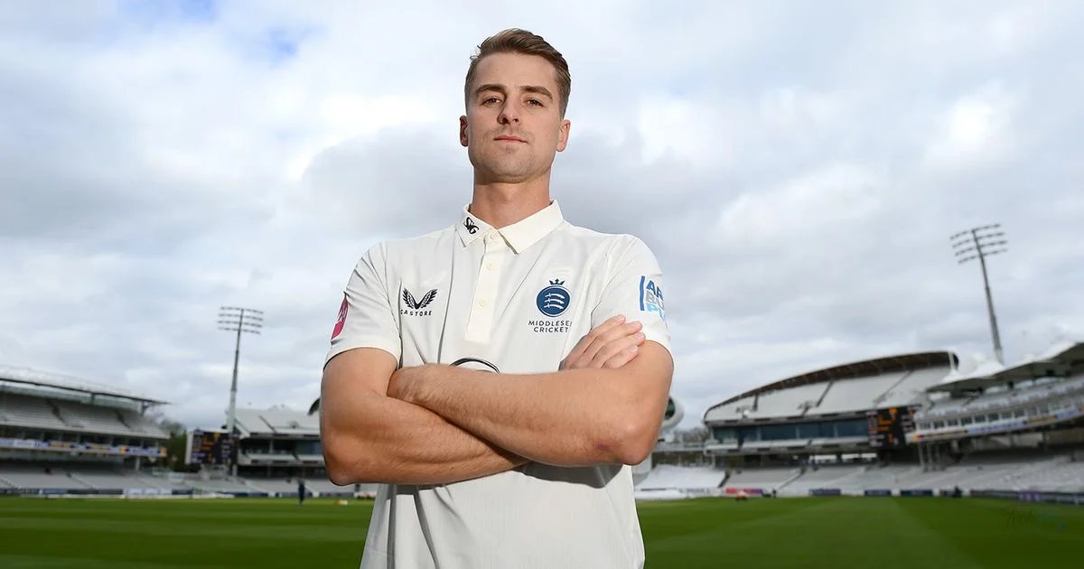 Middlesex Lose Leus du Plooy Due to Admin Error