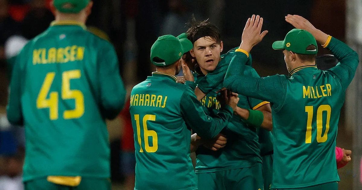 Party in South Africa as World Cup holders Australia come ca