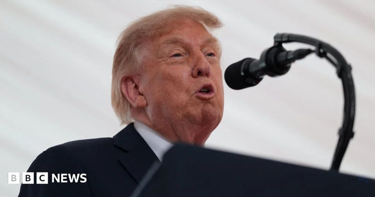Trump says united Ireland would be 'fantastic' during visit
