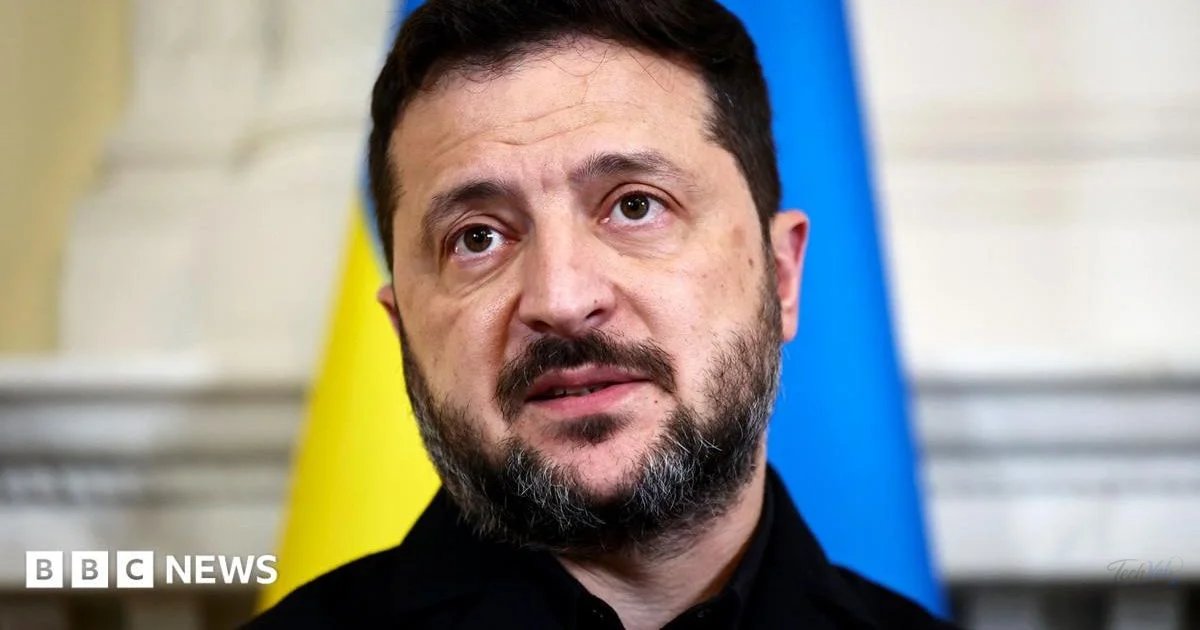 Ukraine to restart strikes on Russian oil refineries, Zelensky says