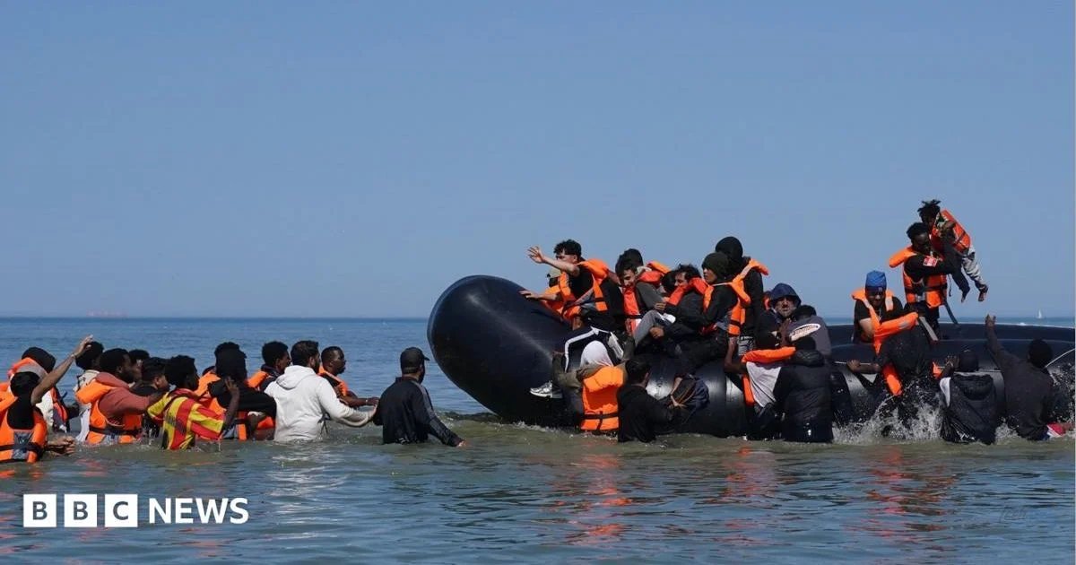 Urgent review after two migrant boats reach shore without be