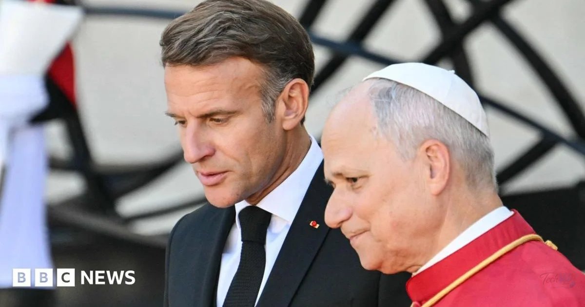 Watch: Thousands turn out to greet Pope in France