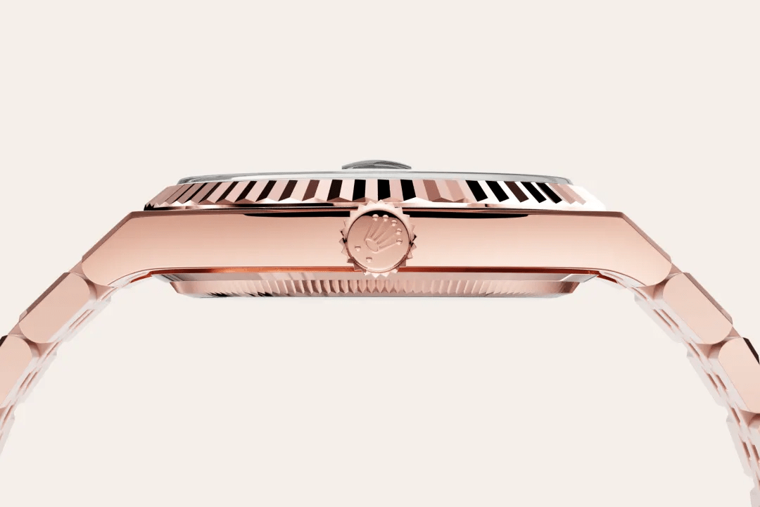 Rolex Land-Dweller 40 i 18 ct Everose gold, M127335-0001 - Bucherer