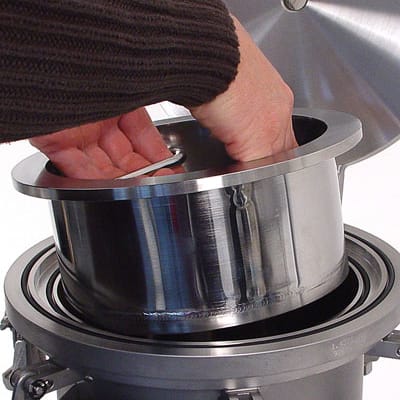 easy access to filter for discharge easy access to filter for discharge