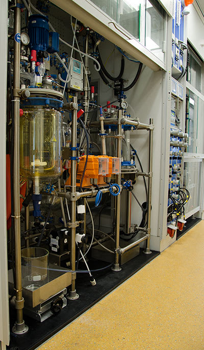Kilolabor für chemische Synthese, Hydrierungen - Vollvakuum bis Hochdruckchemie Kilolabor für chemische Synthese, Hydrierungen - Vollvakuum bis Hochdruckchemie