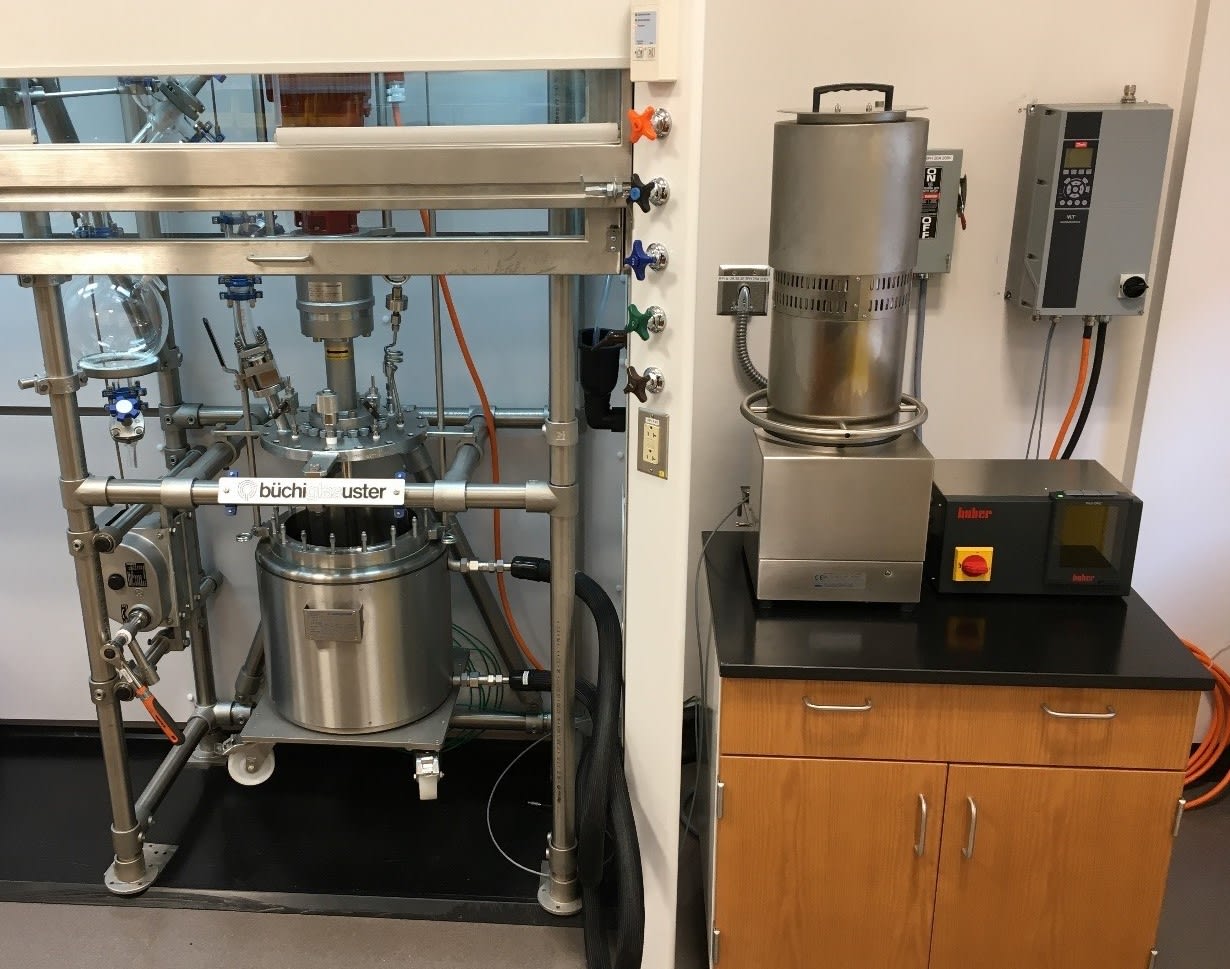 Polycondensation reactor for scale-up research and process development Polycondensation reactor for scale-up research and process development