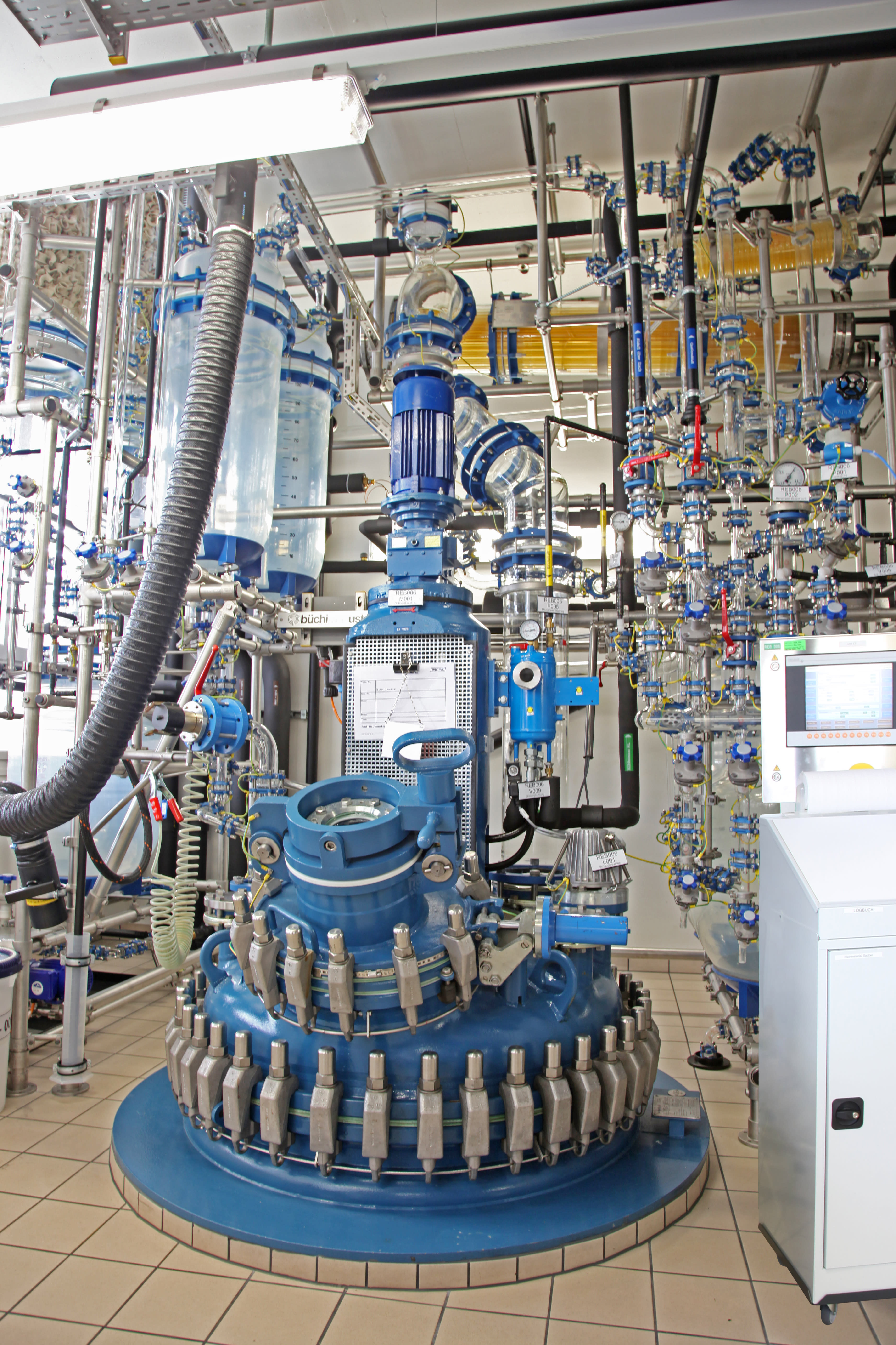 BE type glass lined reactor with glass overhead BE type glass lined reactor with glass overhead