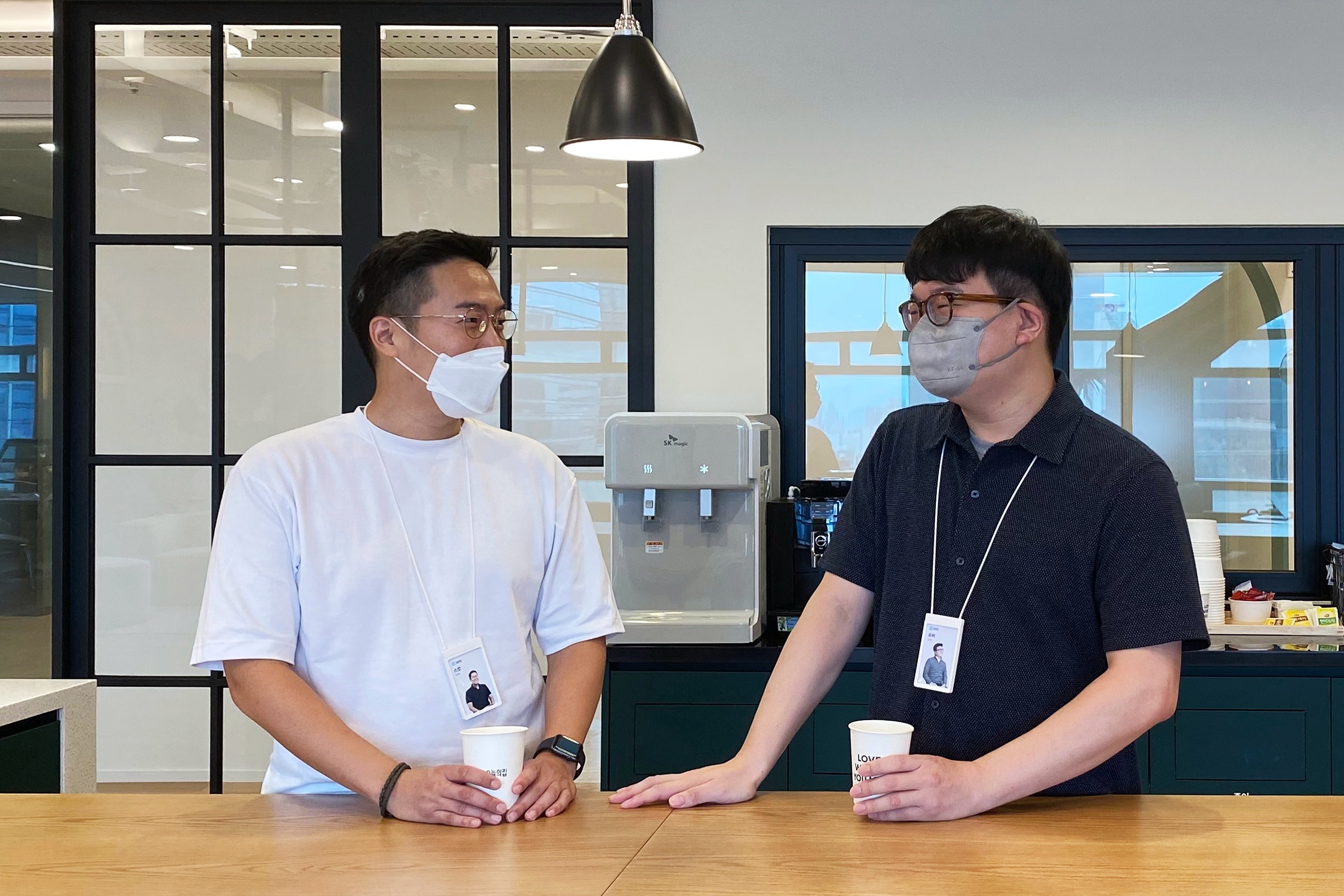 [오늘의人터뷰] 전략팀 스캇, 개발팀 로버가 구글과 아마존을 떠나 오늘의집에 합류한 이유