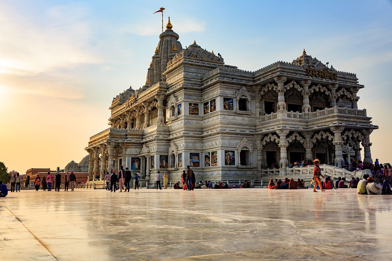 mathura tourist in hindi