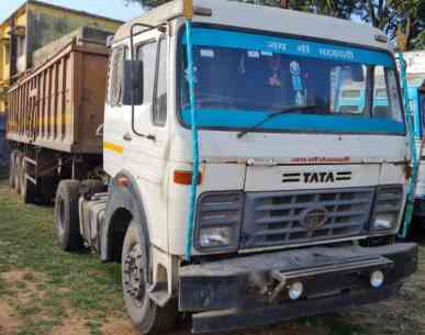 Tata 4018 Images