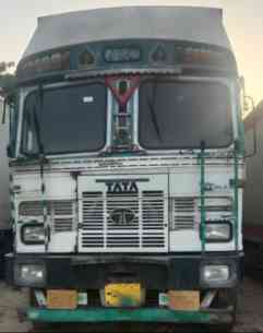 Tata 2518 Images