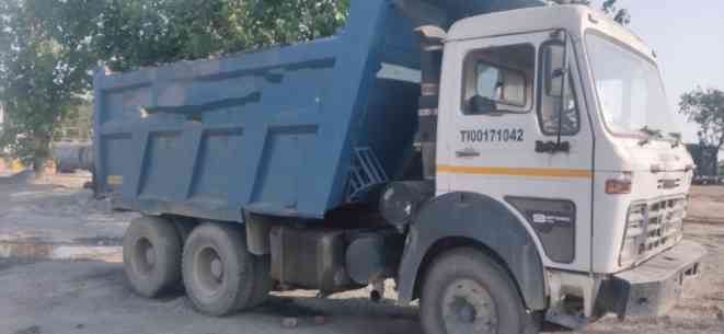 Tata 2518 Images