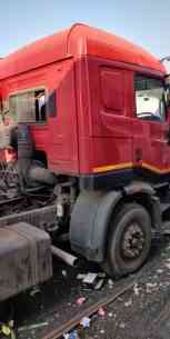 Tata Prima 4023 Images