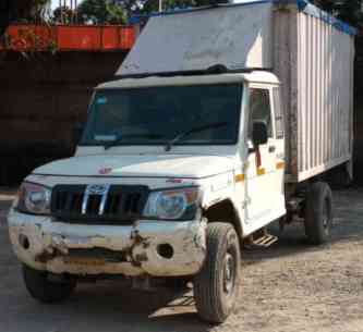 Mahindra Bolero Pickup Images