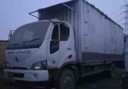 Ashok Leyland Boss 1212 Images