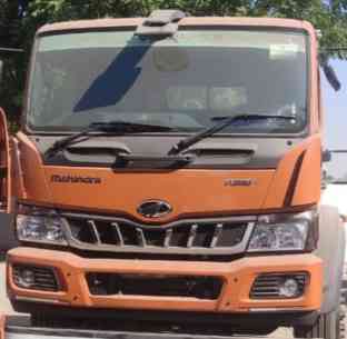 Mahindra Furio 17 Images