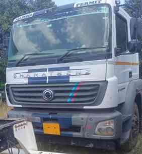 BharatBenz 3723 Images