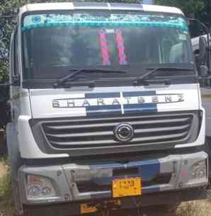 BharatBenz 3723 Images