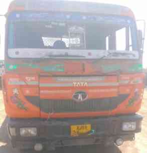 Tata 4923 Images