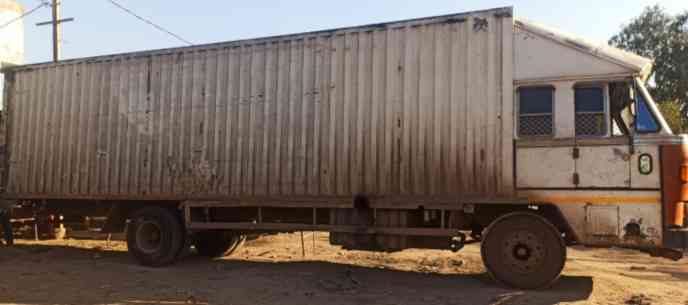 Ashok Leyland 1618 Images