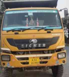 Eicher 6037 Images