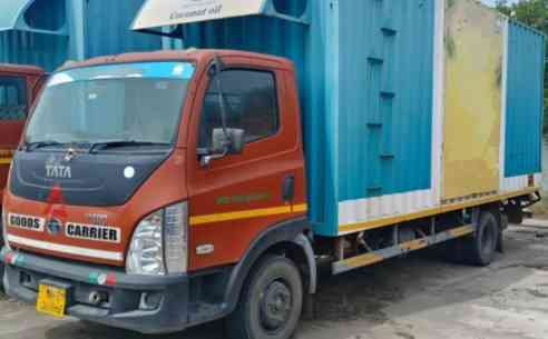 Tata Ultra 1014 Images