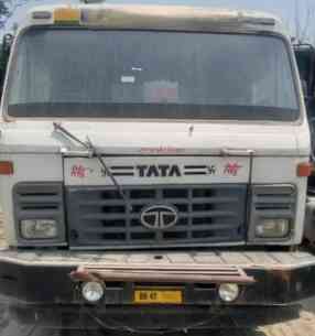 Tata 4923 Images