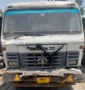Tata 4923 Images