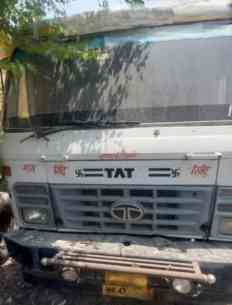 Tata 4923 Images