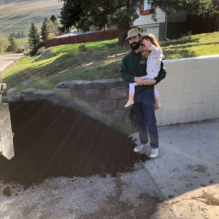 Image of a Screened Topsoil Delivery customer and dump