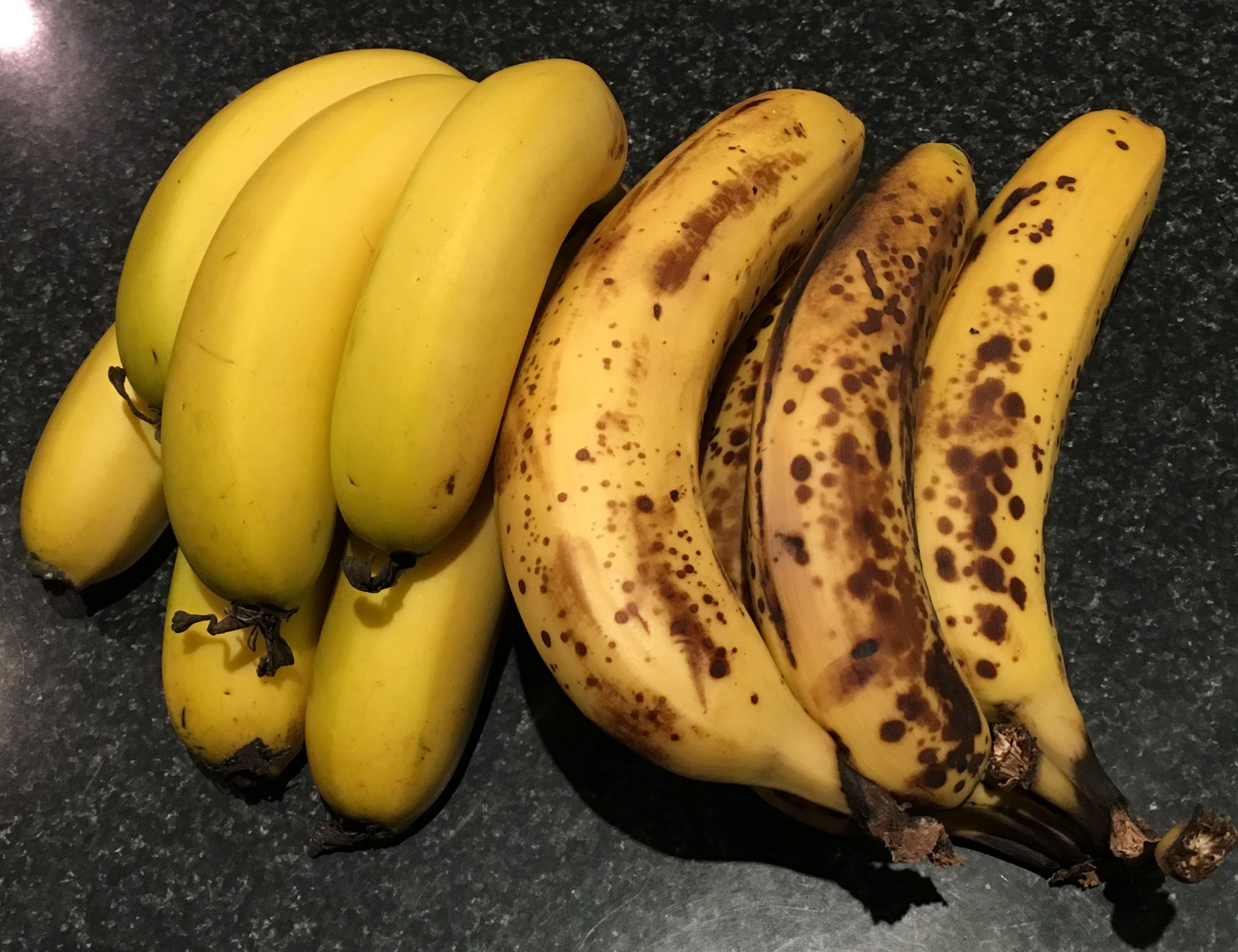 Bananas Green or ripe? bunch