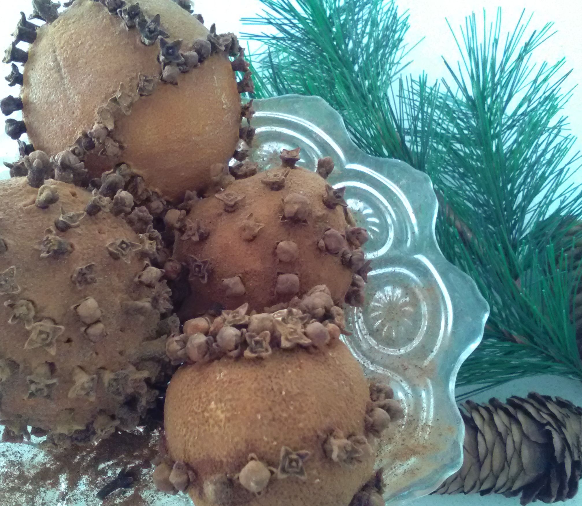 Orange and Clove Pomander Decoration | bunch