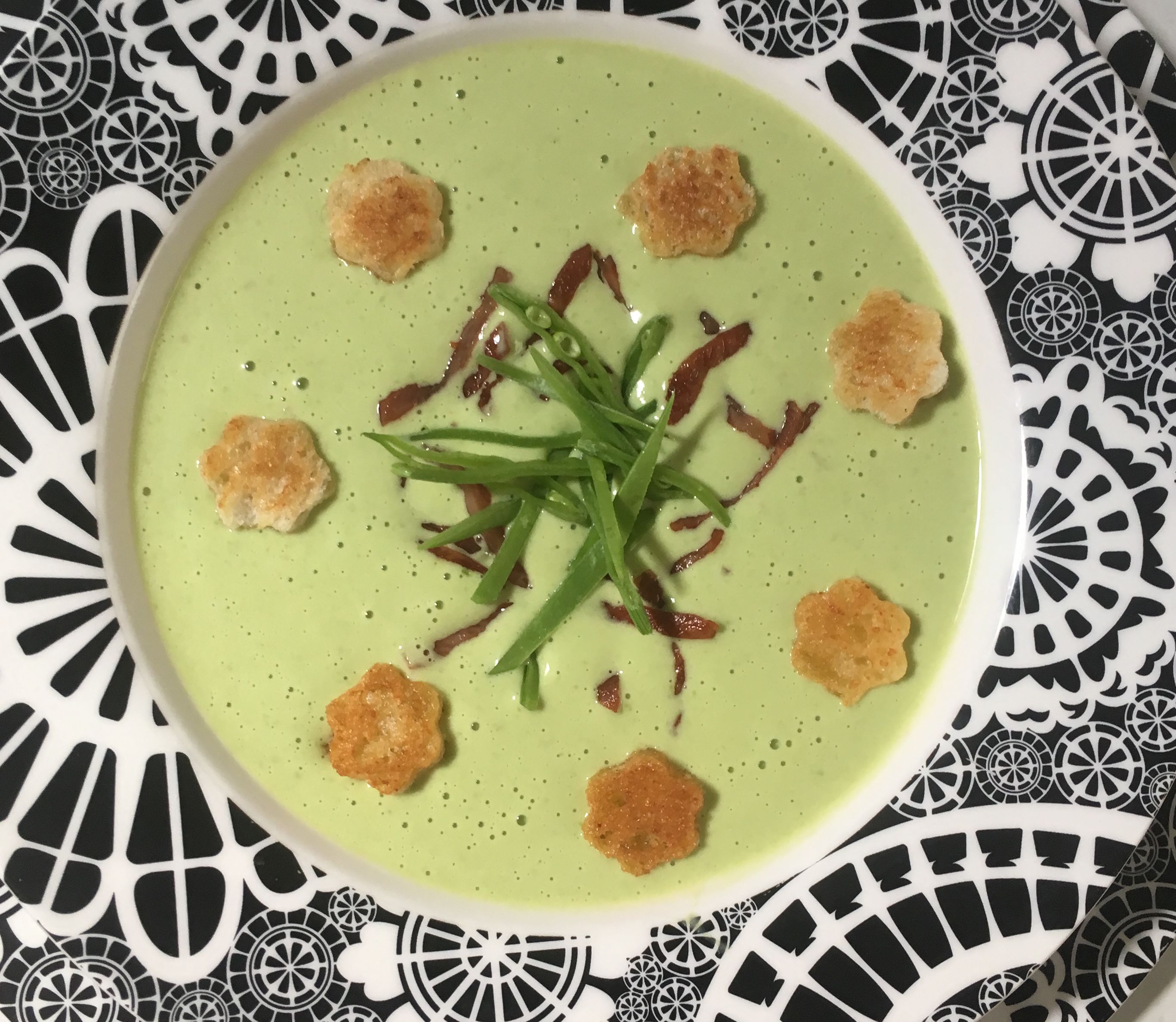 Fresh Pea and Ham Soup bunch
