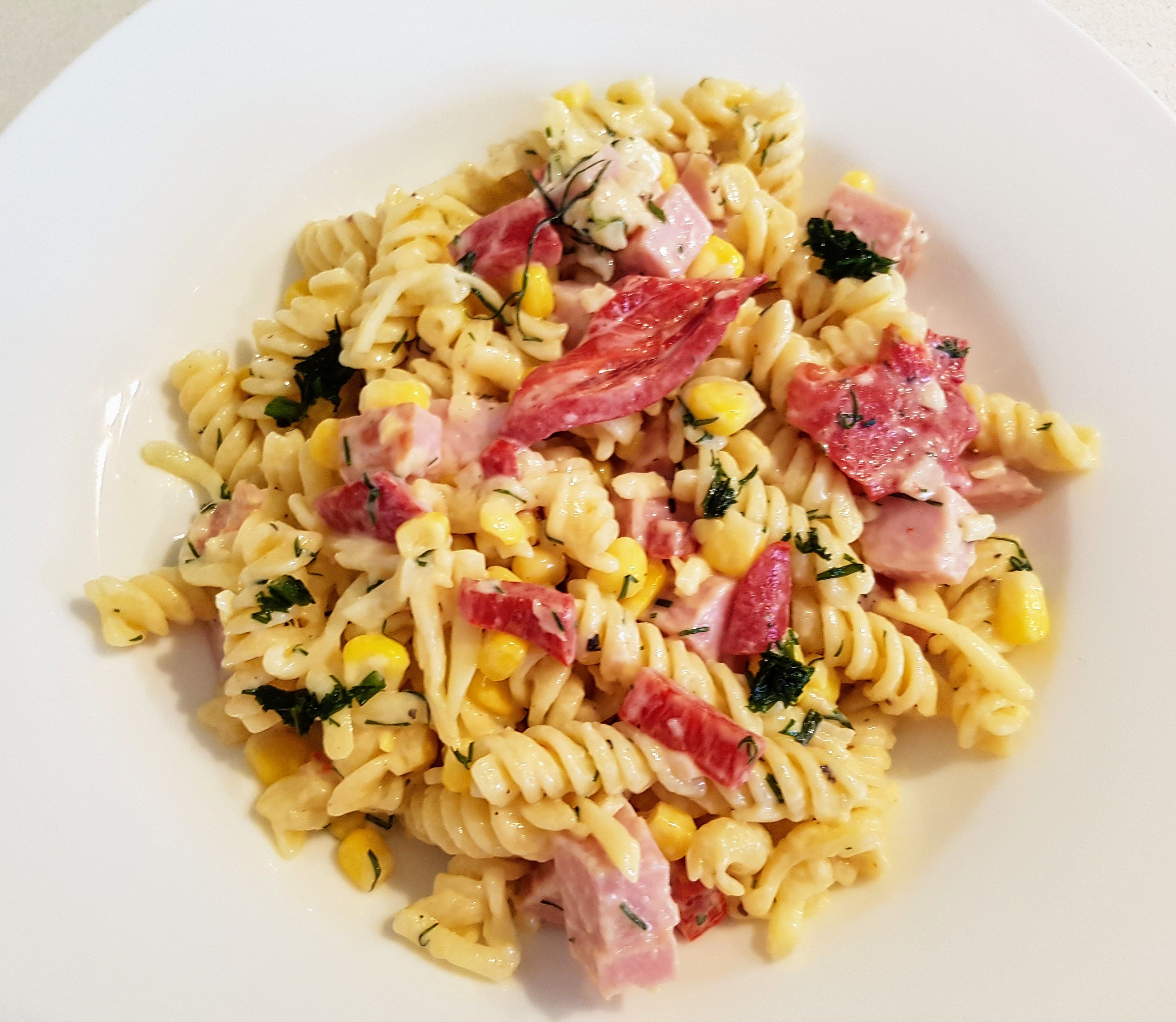 Creamy ham & cheese pasta salad! | bunch