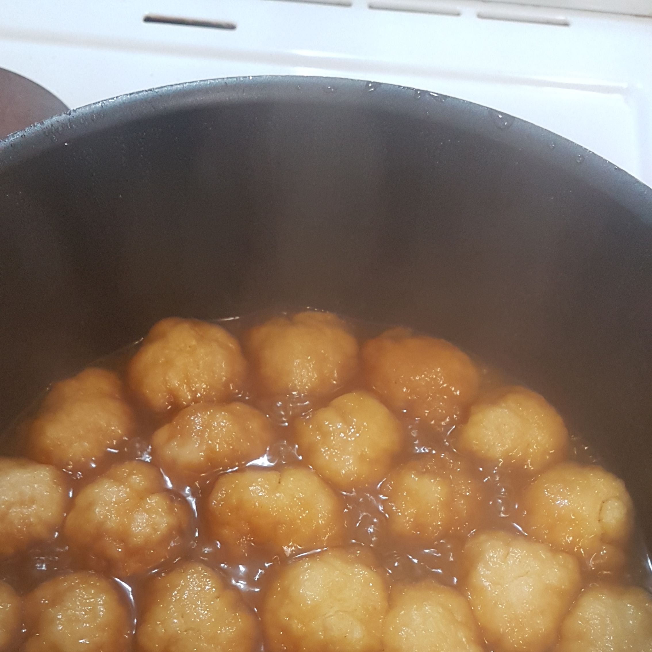 Caramel dumplings bunch