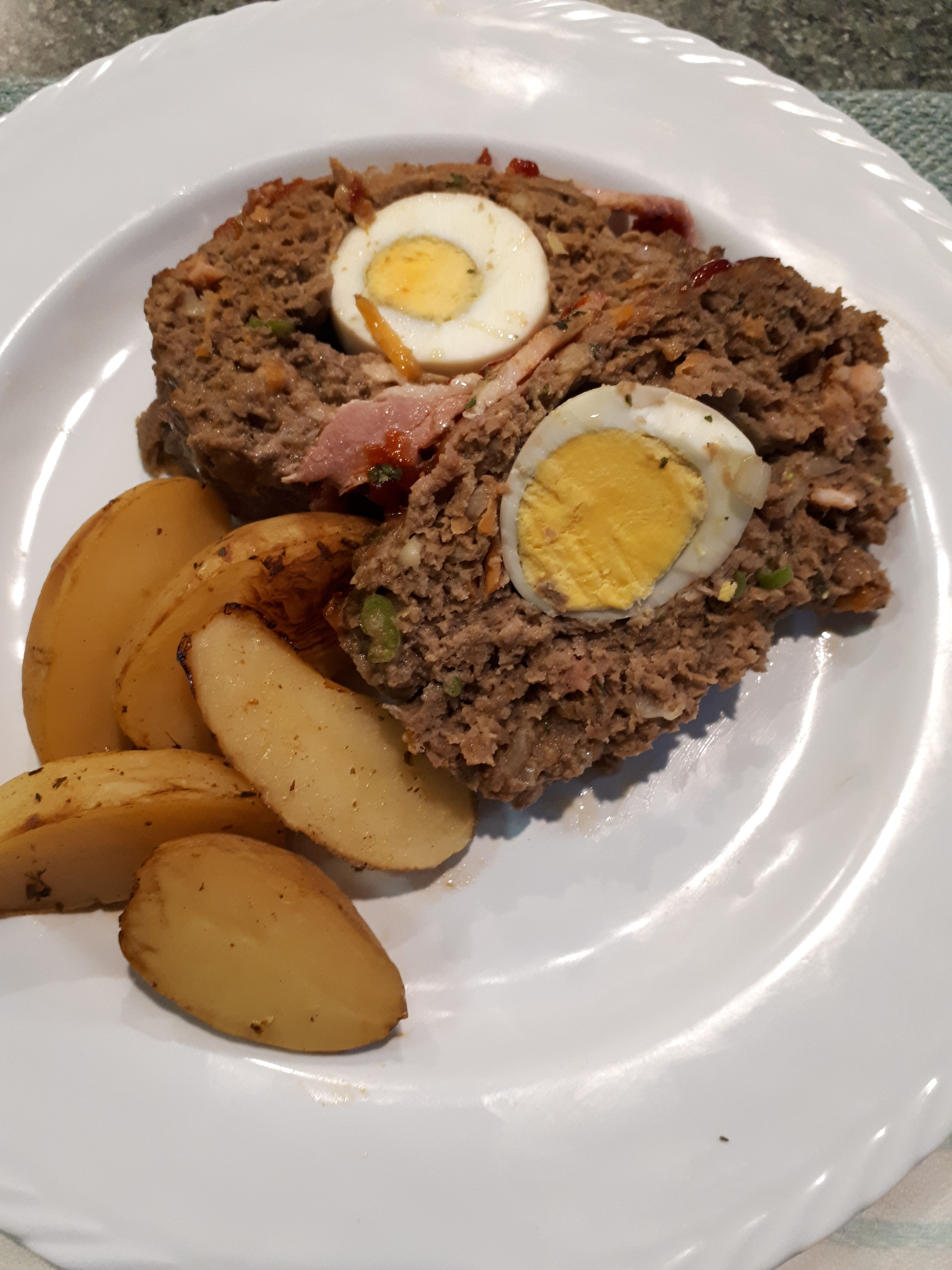 EGG CENTRED MEATLOAF bunch
