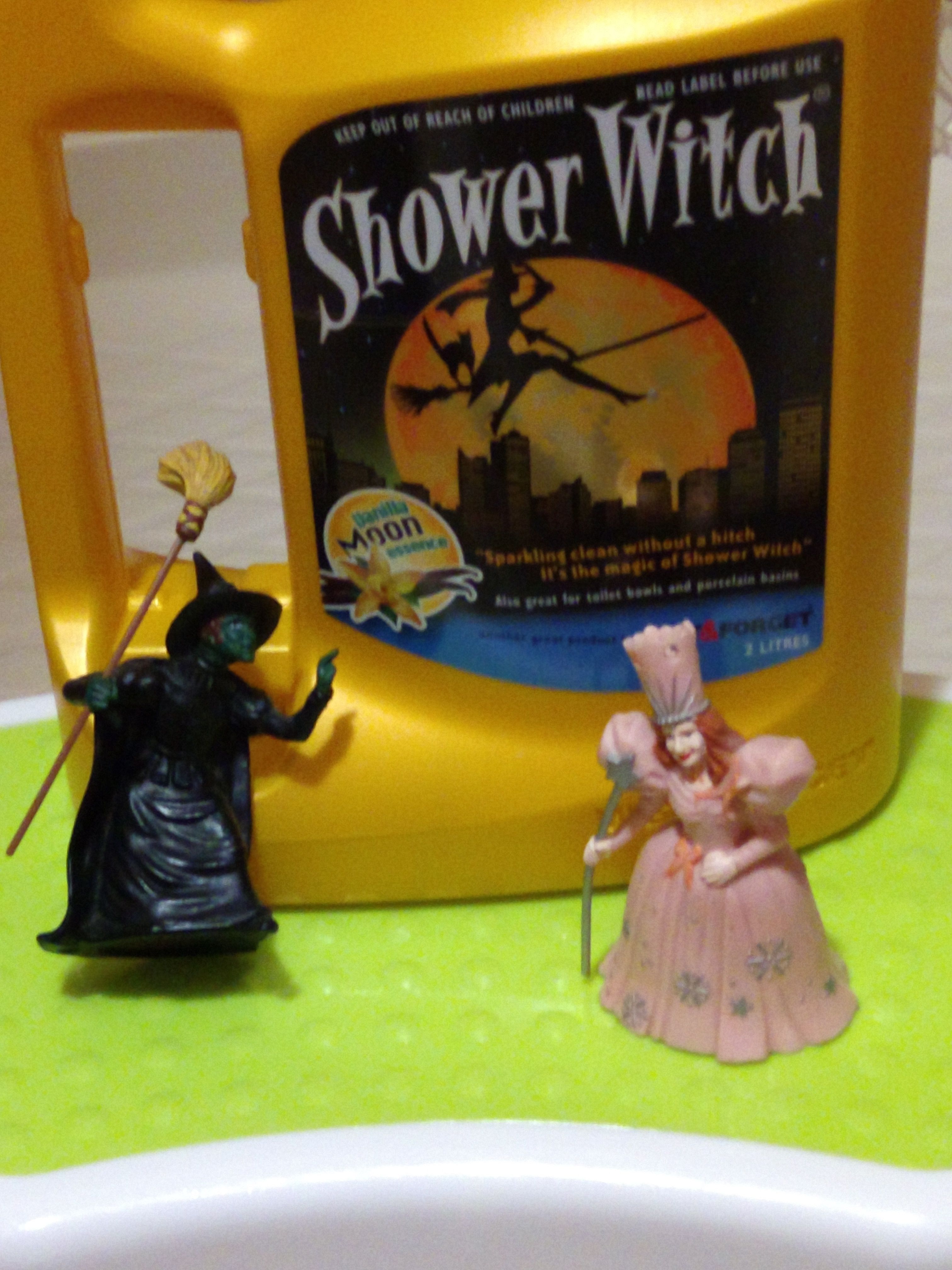 SHOWER WITCH bunch