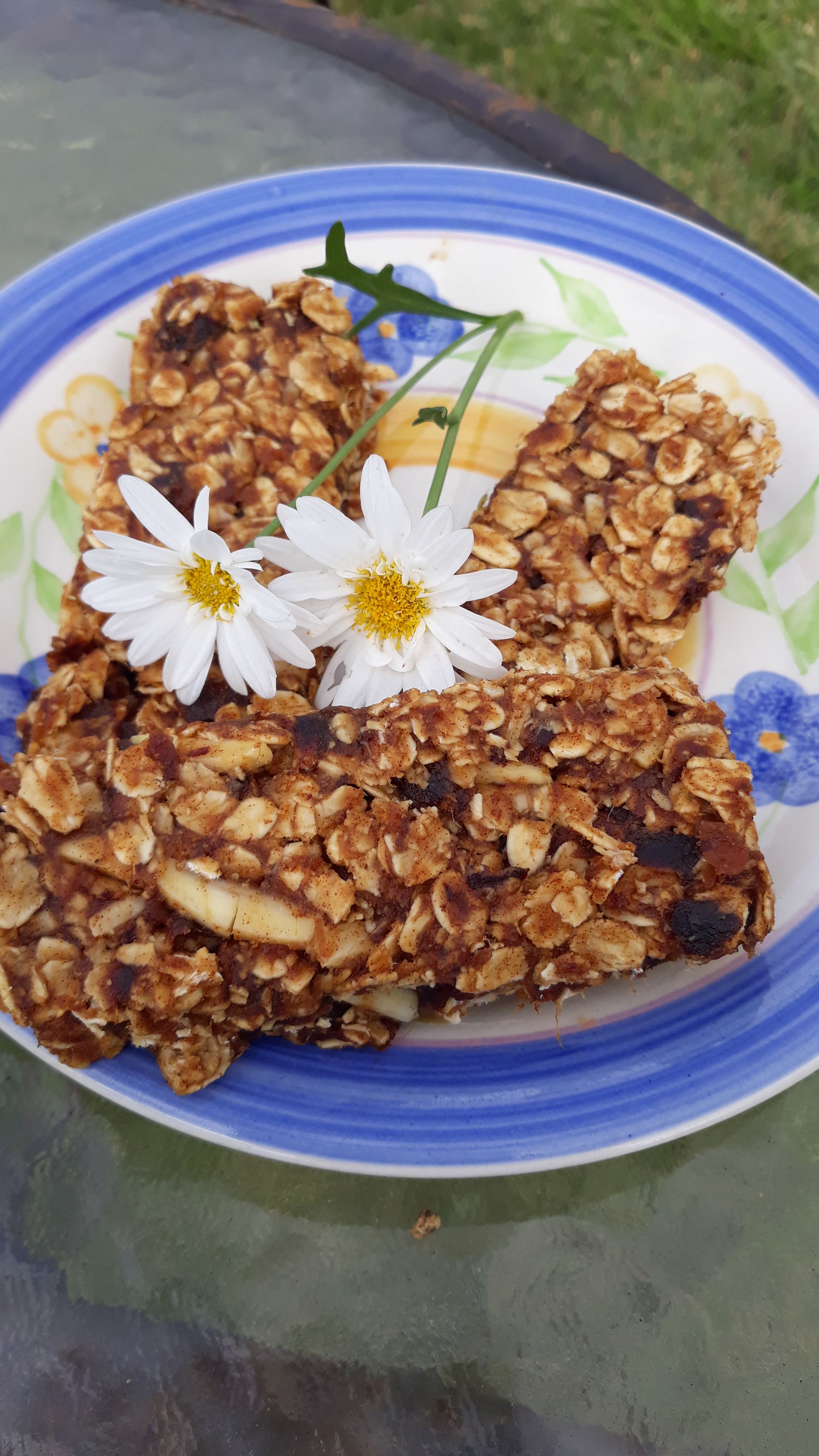 Vegan Muesli Bars bunch
