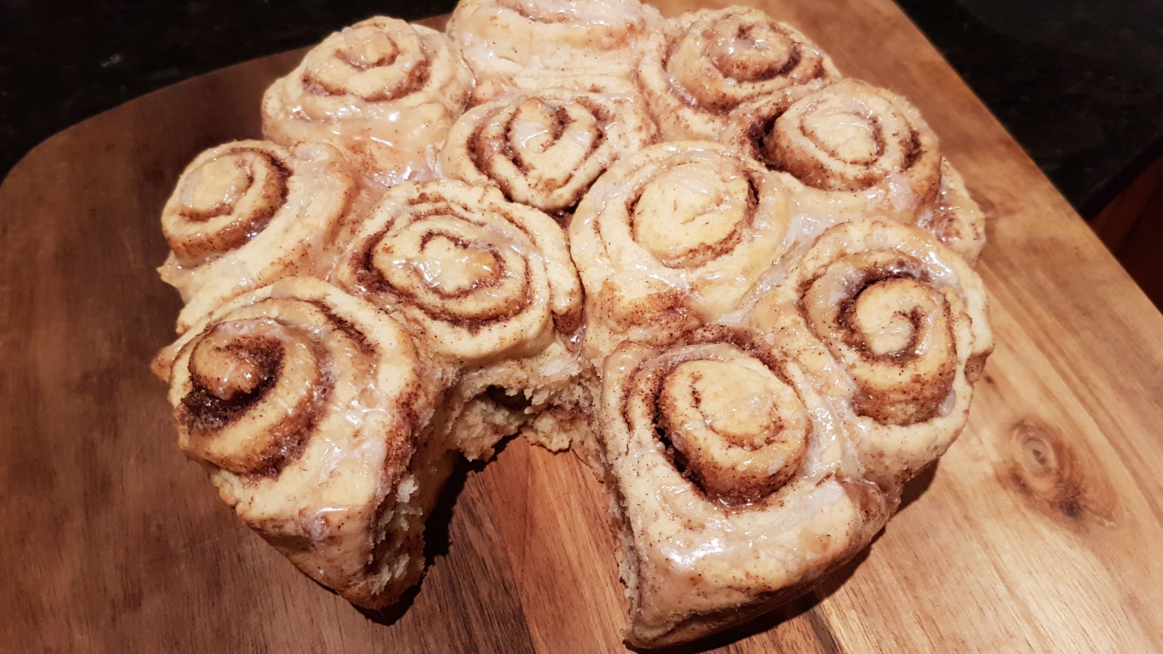 Cinnamon Scrolls bunch