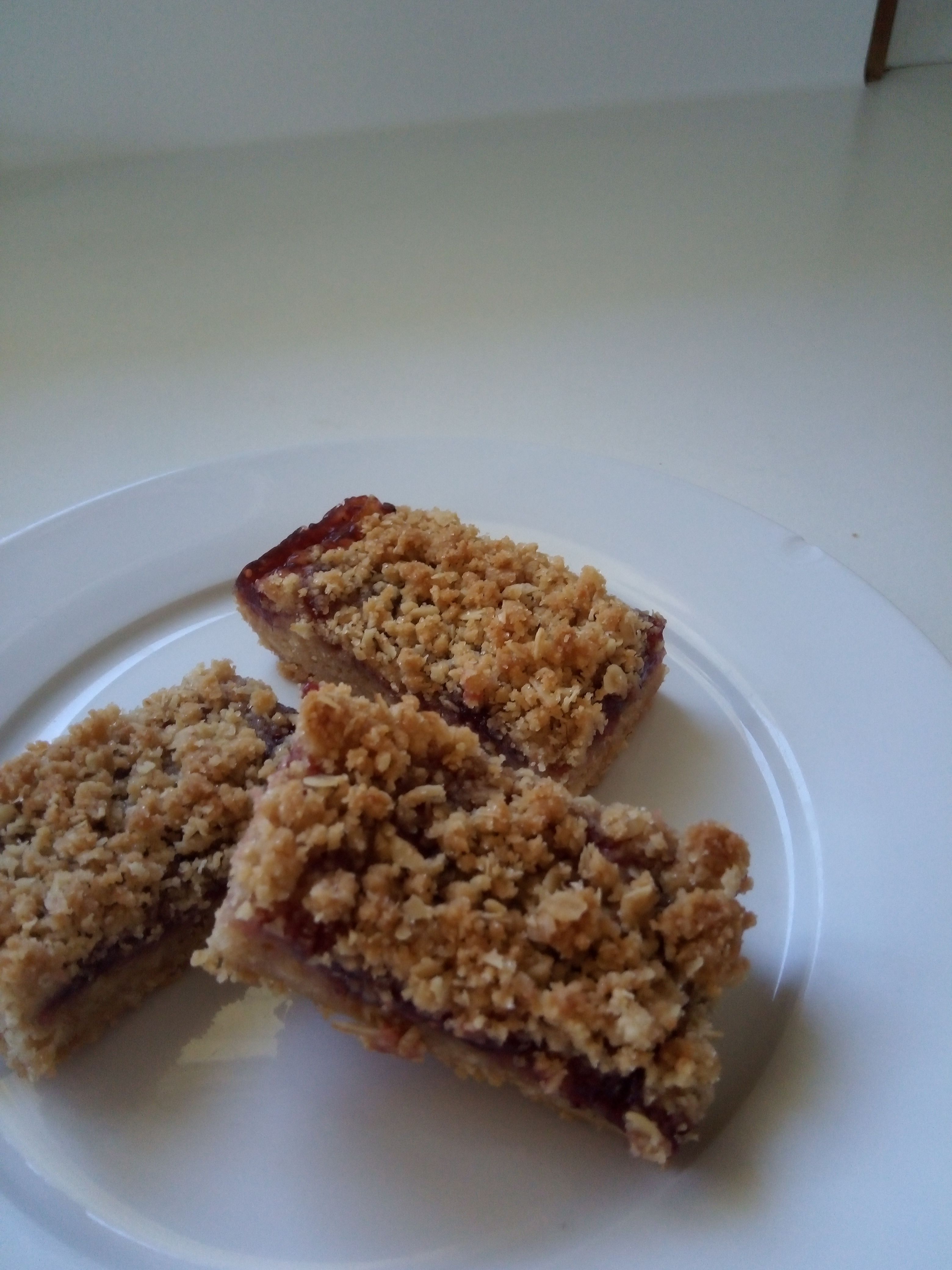 Jam and Oat Slice | bunch