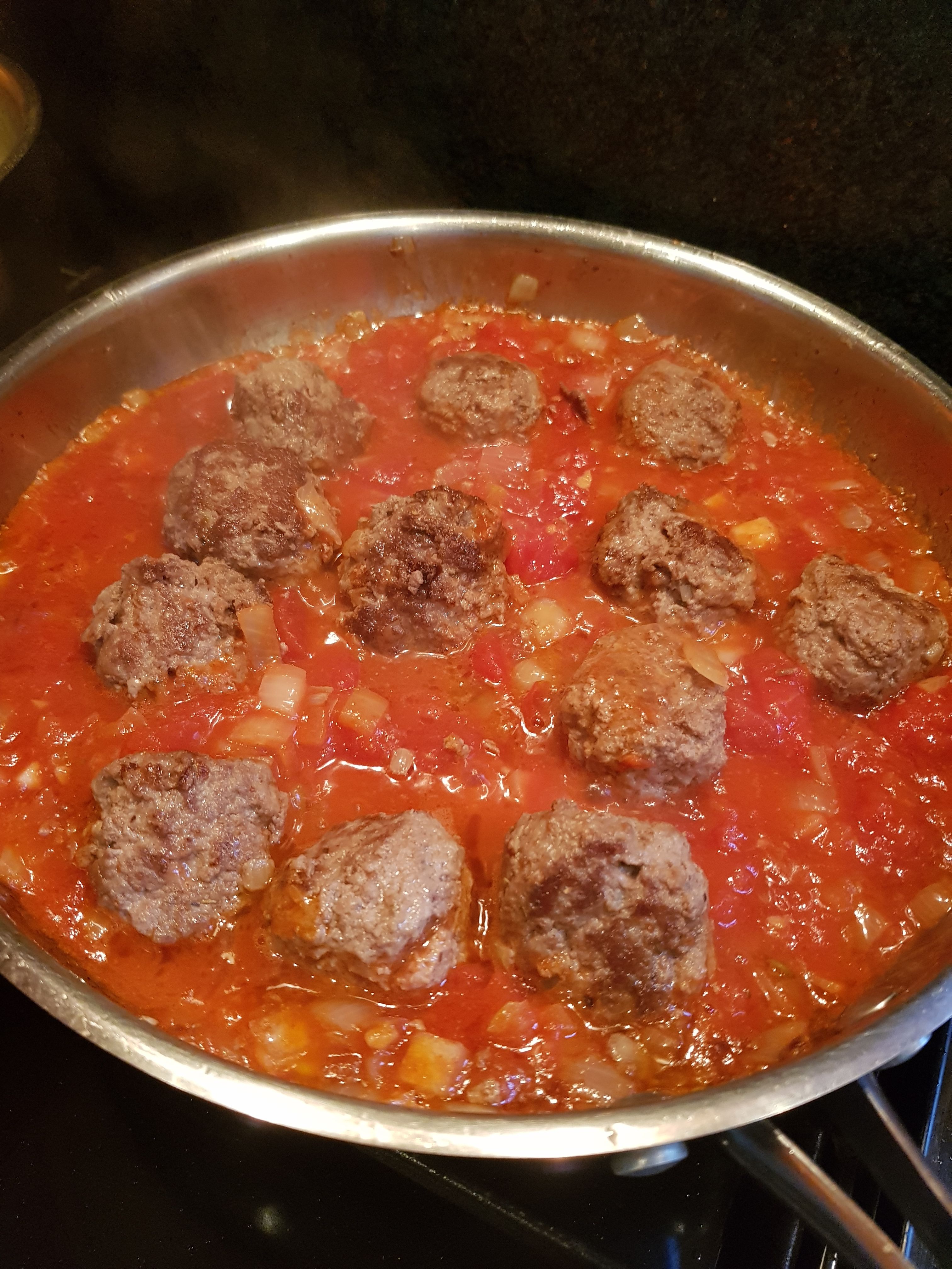 Lamb meatballs in italian tomato sauce bunch