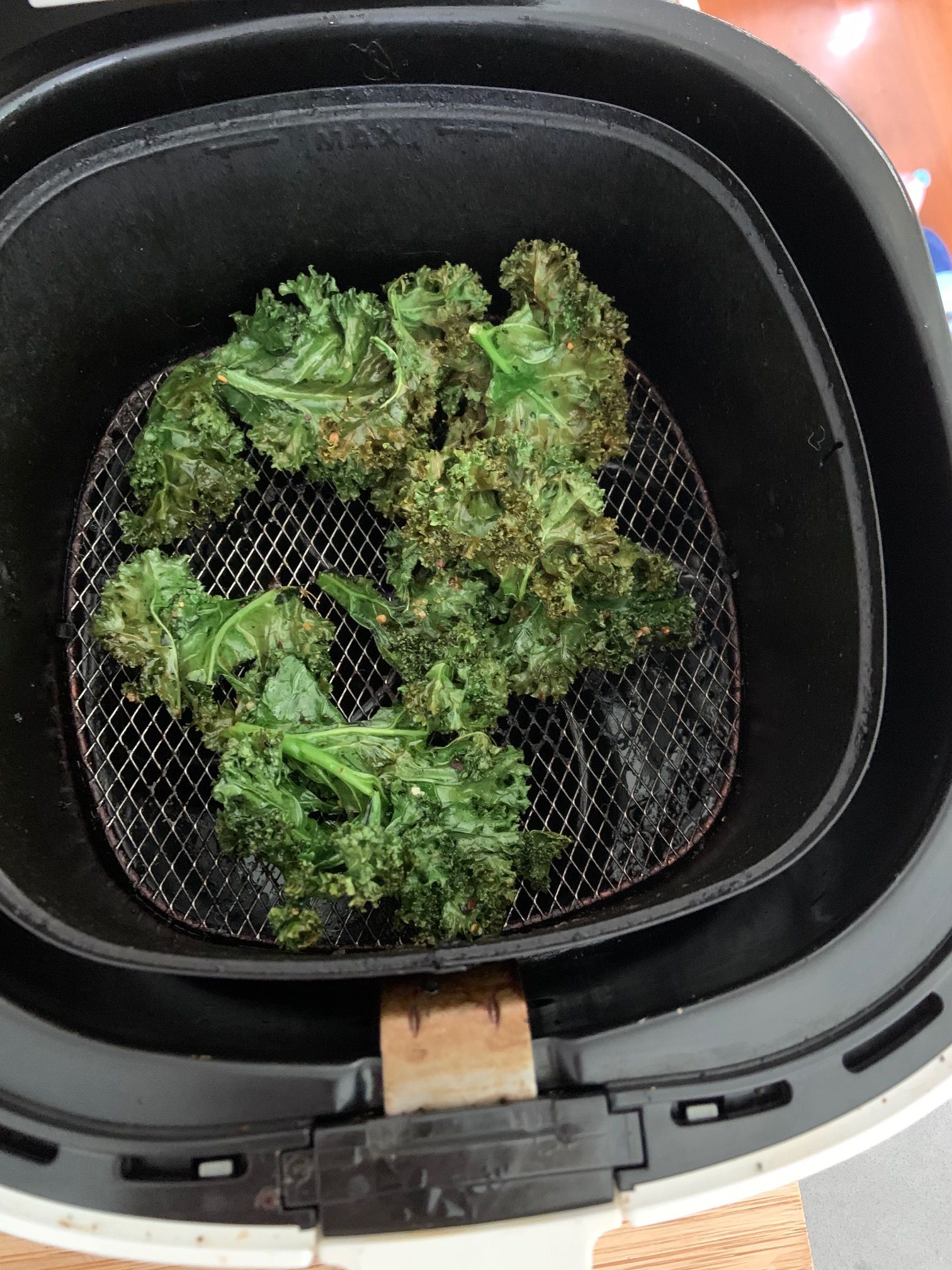 Air fryer Kale chips bunch
