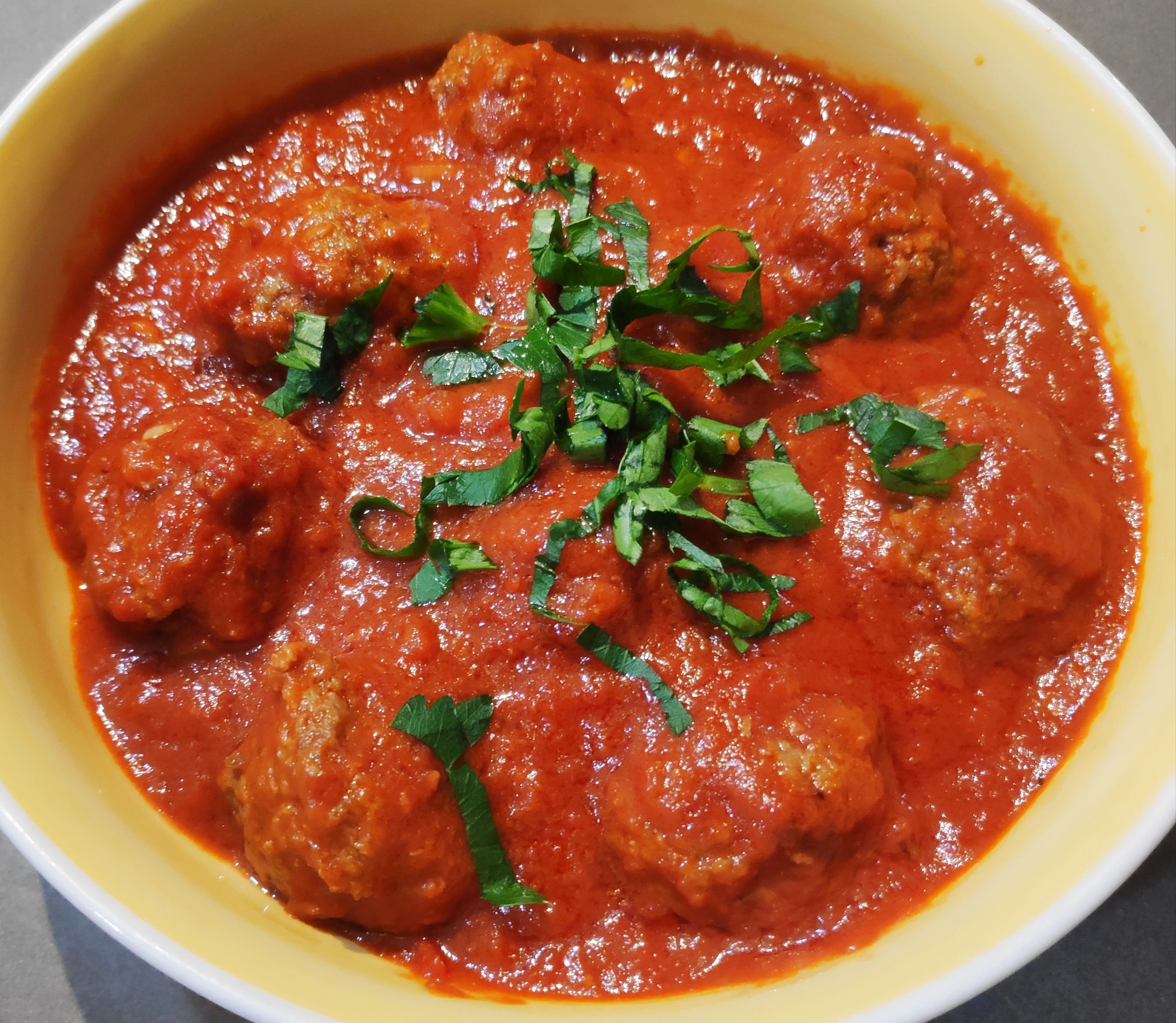 Beef Meatballs in Tomato Sauce bunch