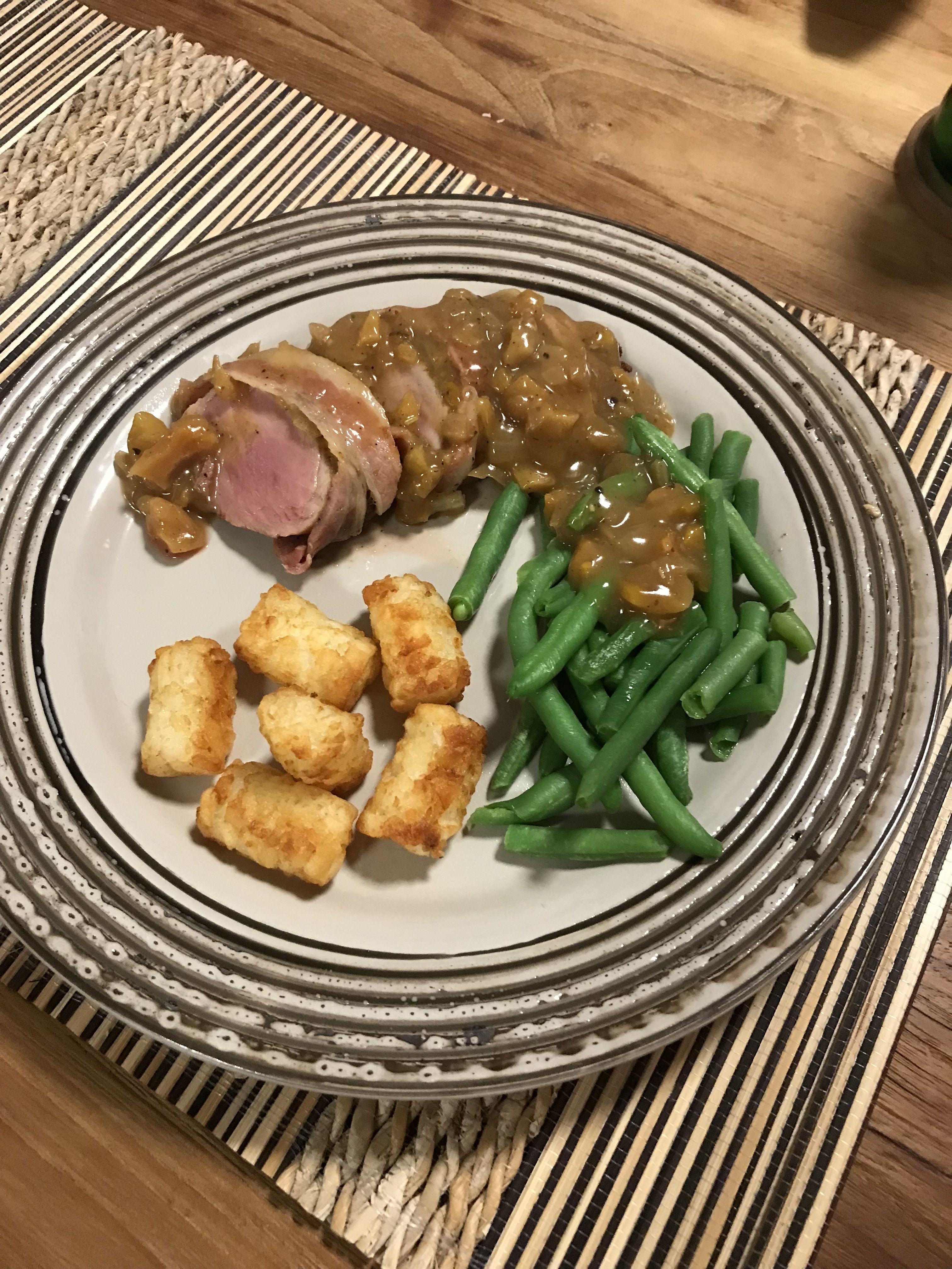 Pork filet wrapped in bacon and dried fruit | bunch