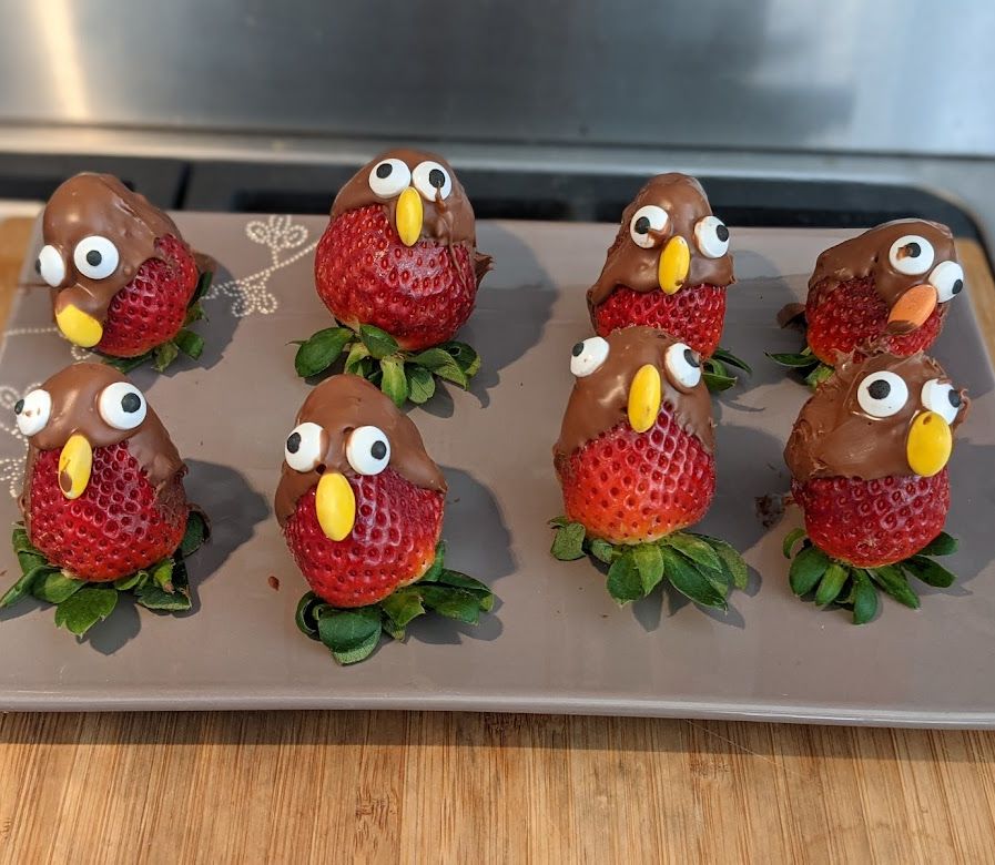 Strawberries Birdie Bubble