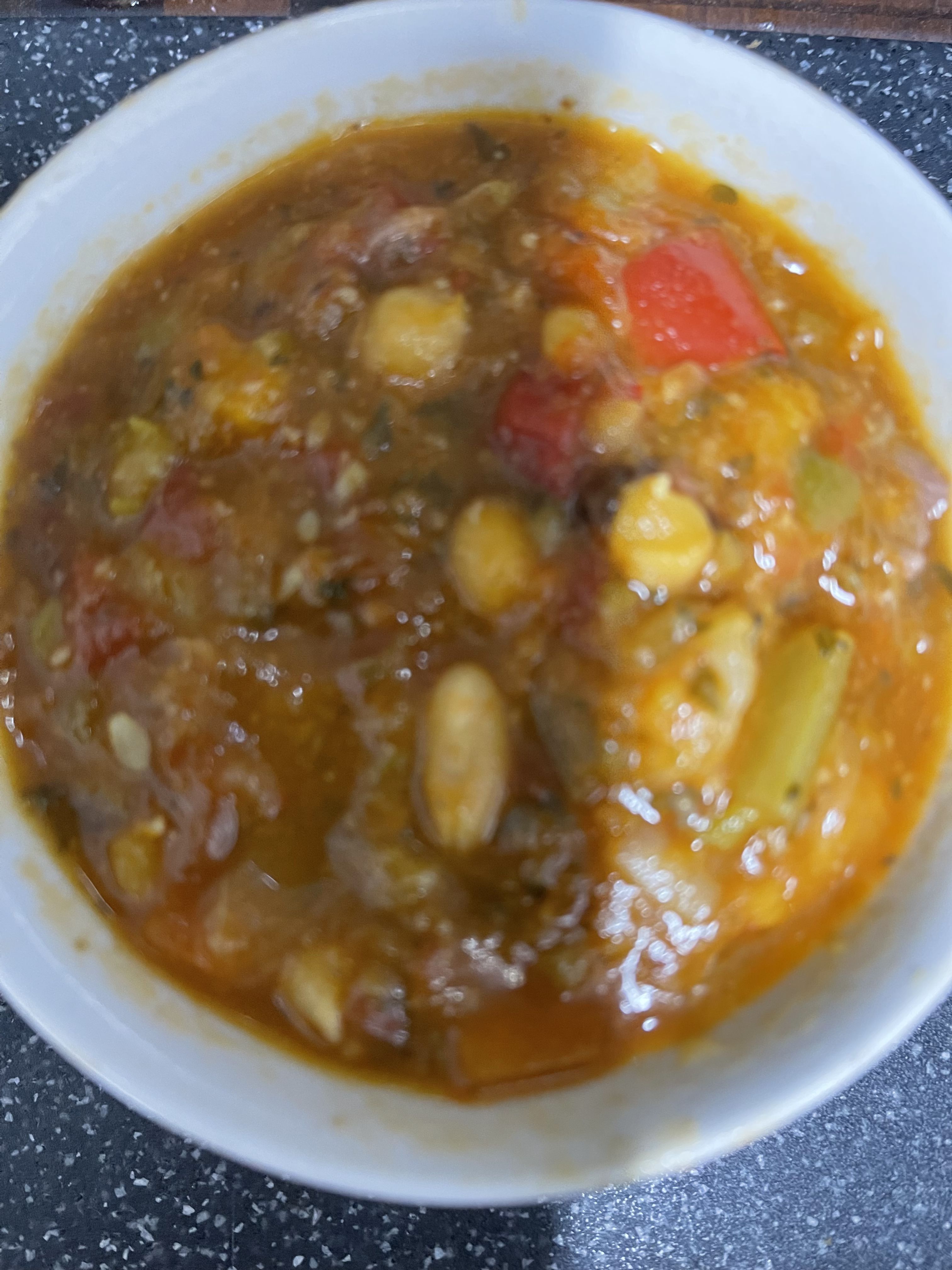 👩🍳Lamb Shank & Vegetable Soup | bunch