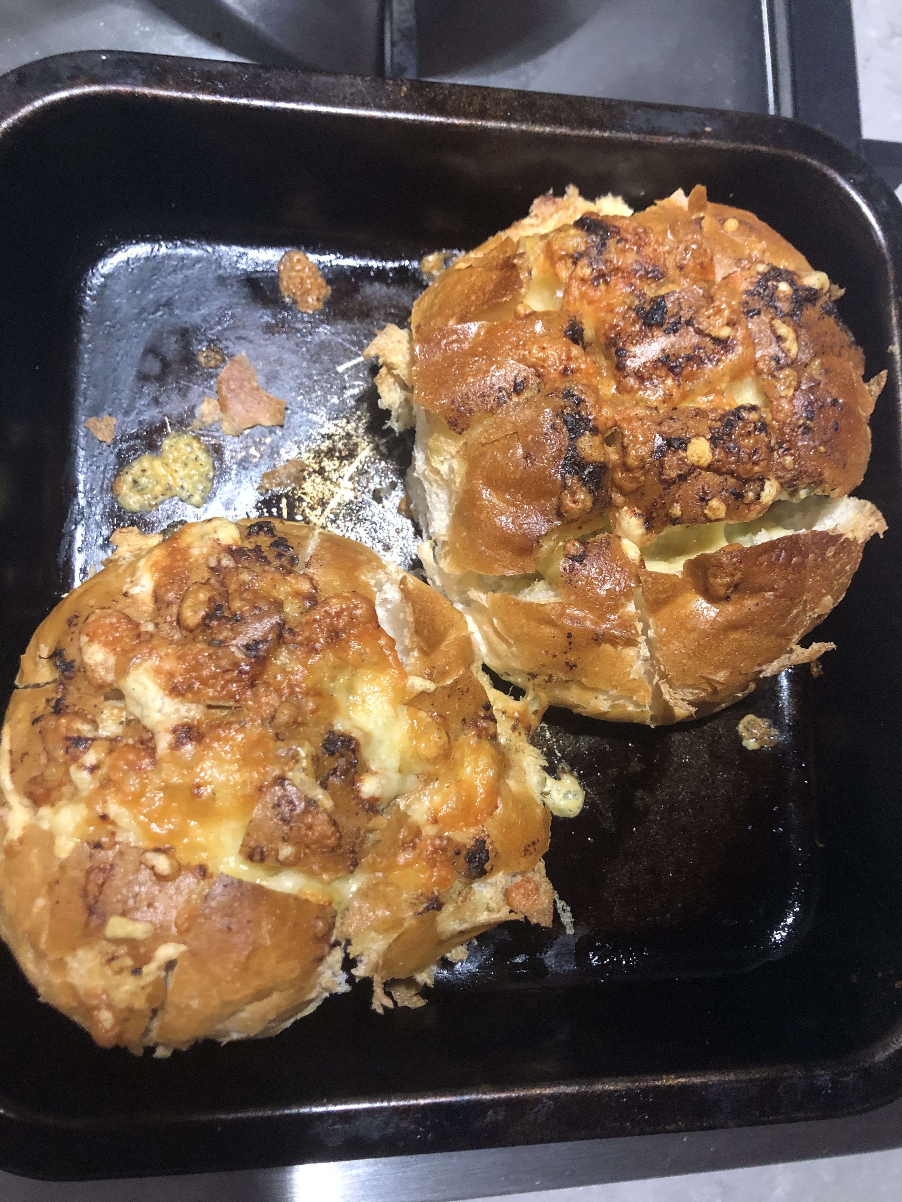 Cheesy Garlic and Thyme Bread Rolls bunch